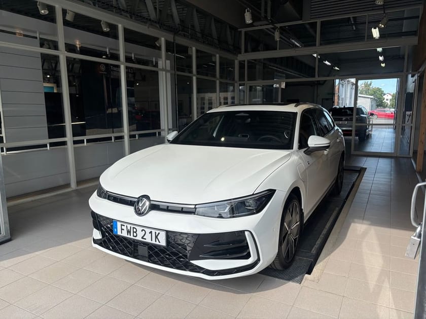 Bild 1 av Volkswagen Passat Variant eHybrid