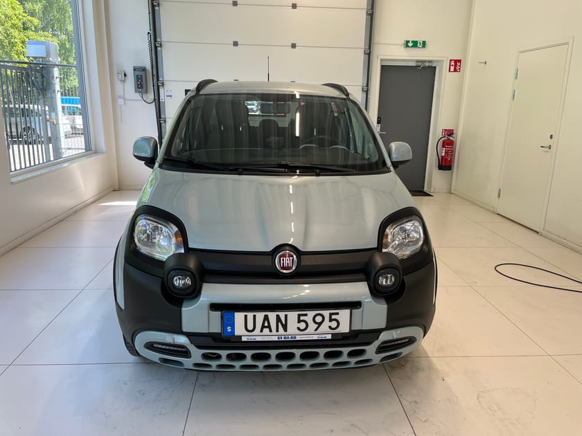 Bild 2 av Fiat Panda City Cross Hybrid