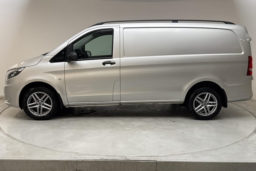 Bild 2 av Mercedes-Benz Vito 116 CDI 4x4 3.0t