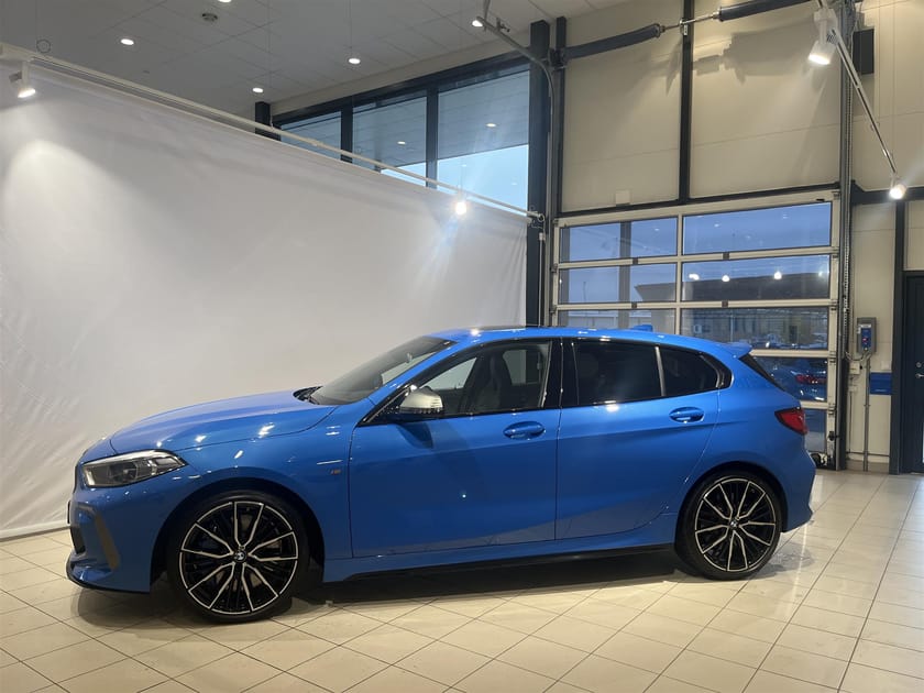 Bild 2 av BMW M135i xDrive