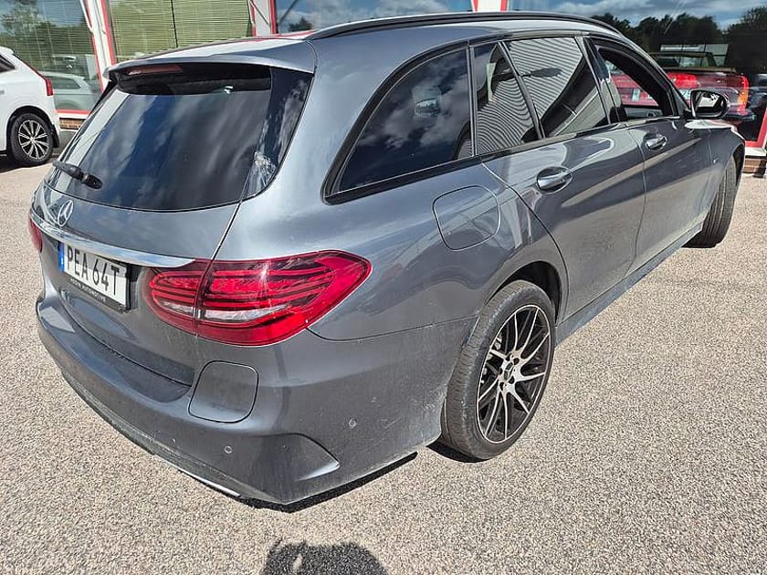 Bild 5 av Mercedes-Benz C 300 T de