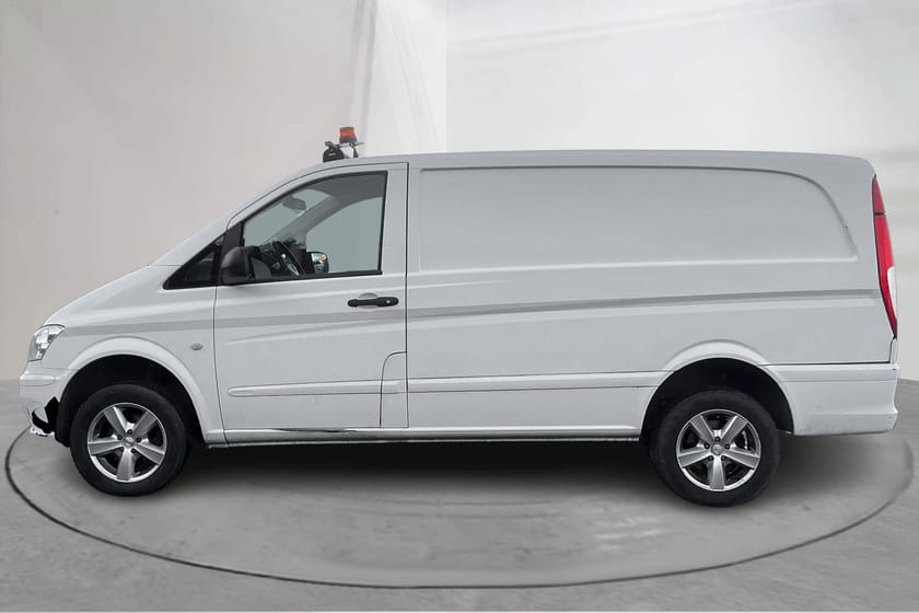 Bild 2 av Mercedes-Benz Vito 113 CDI 4MATIC 2.8t