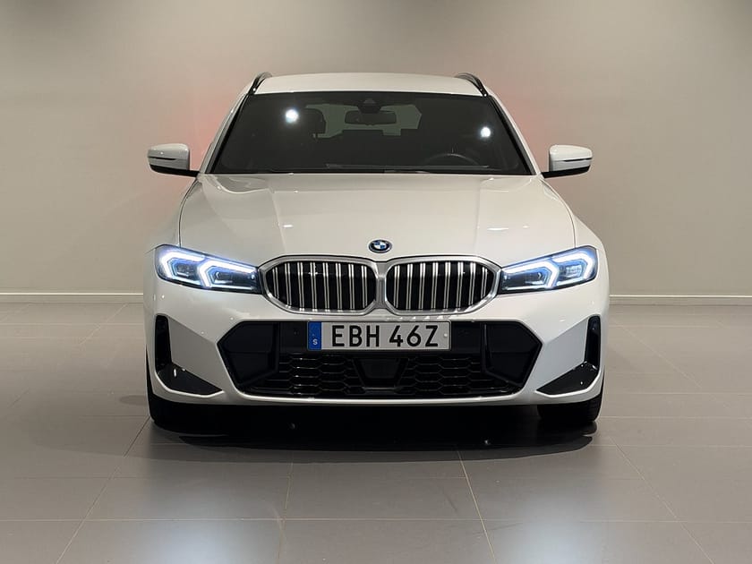 Bild 2 av BMW 330e Touring