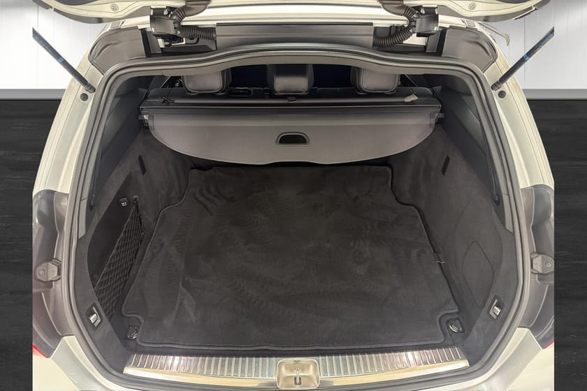 Bild 5 av Mercedes-Benz C 220 T d 4MATIC