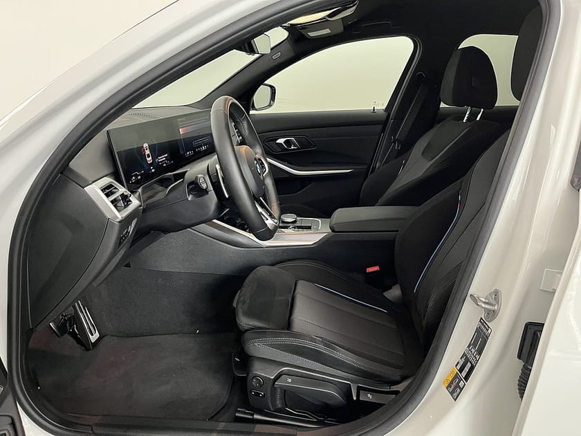 Bild 5 av BMW 330e xDrive Sedan