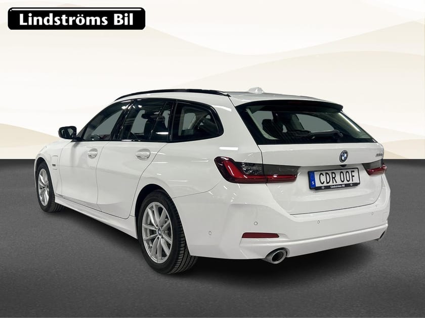 Bild 4 av BMW 330e Touring
