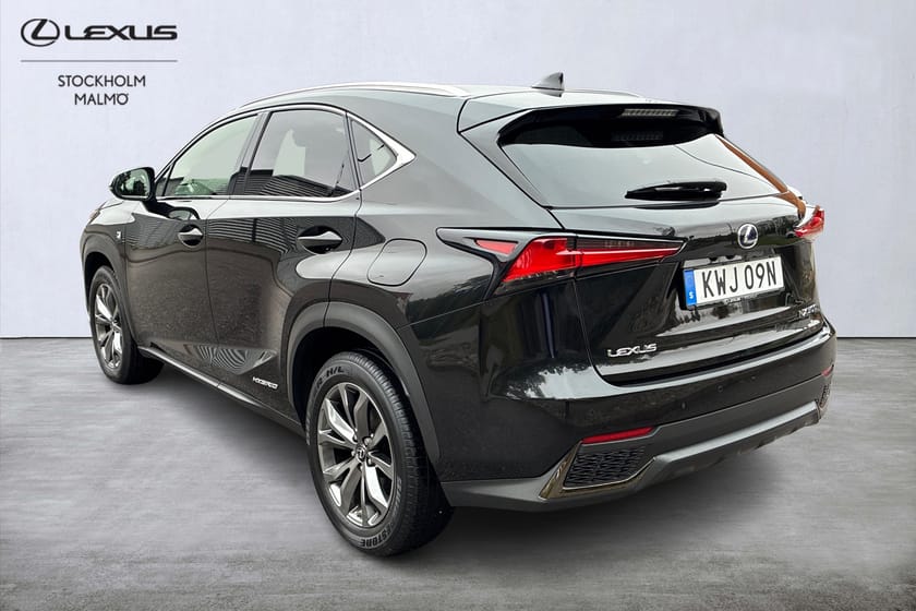 Bild 2 av Lexus NX 300h AWD