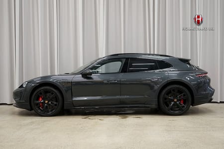Porsche Taycan 4S Cross Turismo