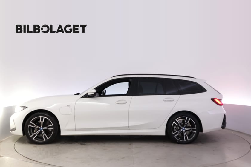 Bild 2 av BMW 330e xDrive Touring