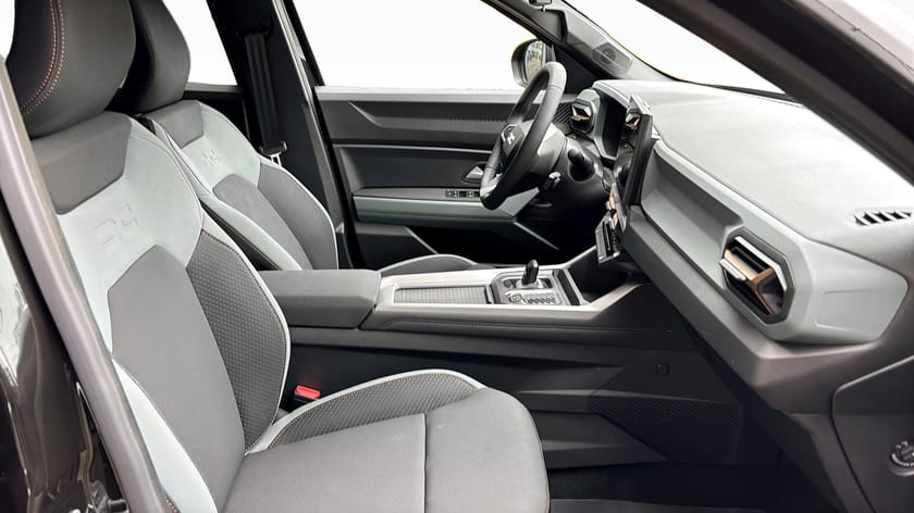 Bild 3 av Dacia Bigster Hybrid 155