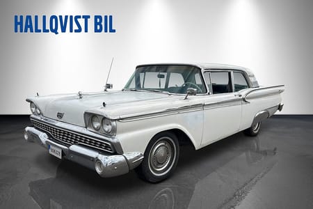 Ford Galaxie Club Sedan