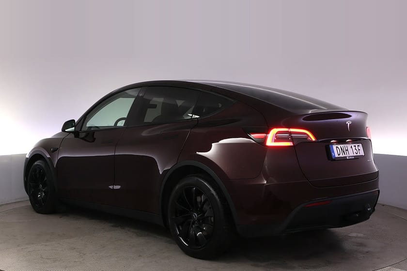Bild 4 av Tesla Model Y Long Range AWD