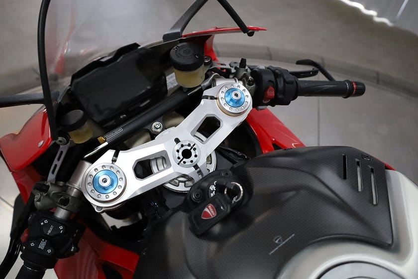 Bild 4 av Ducati Panigale V4R