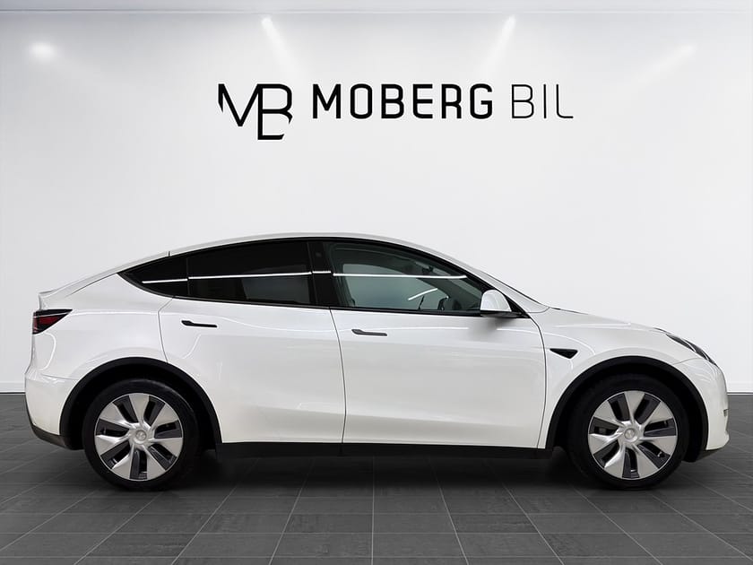 Bild 5 av Tesla Model Y Long Range AWD