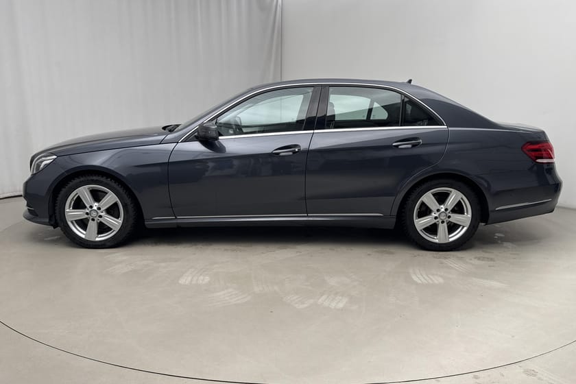 Bild 2 av Mercedes-Benz E 250 BlueTEC 4MATIC