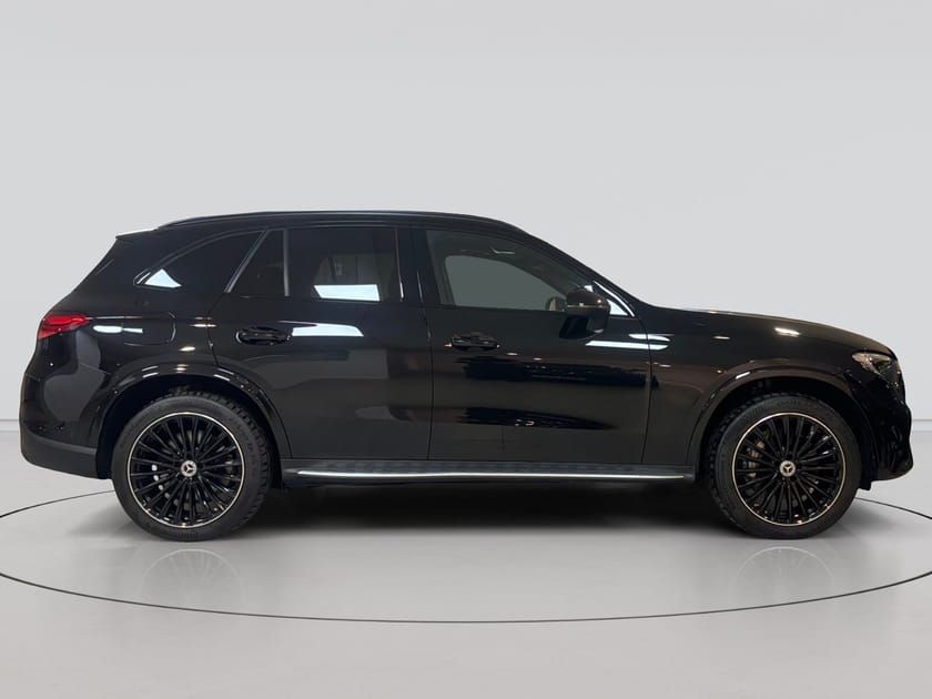 Bild 5 av Mercedes-Benz GLC 300 e 4MATIC