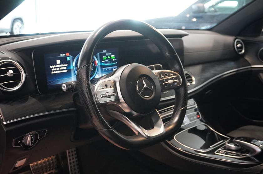 Bild 2 av Mercedes-Benz E 300 de T PLUG-IN