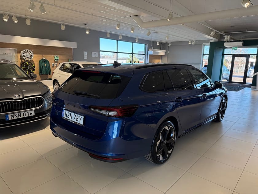 Bild 2 av Škoda Superb iV Kombi