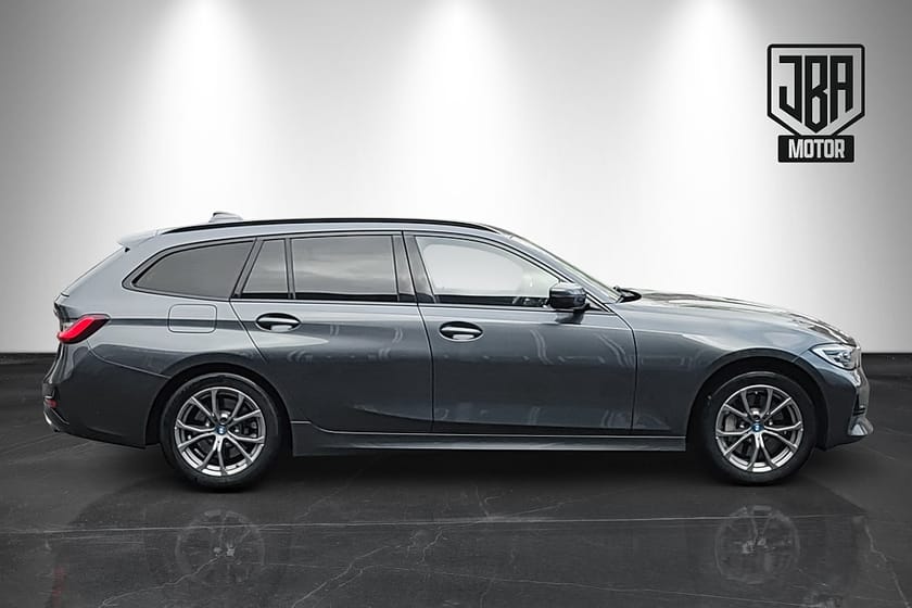 Bild 5 av BMW 330e xDrive Touring