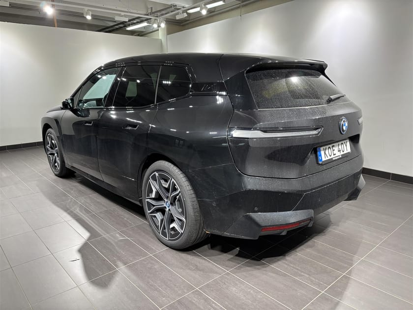 Bild 2 av BMW iX xDrive50
