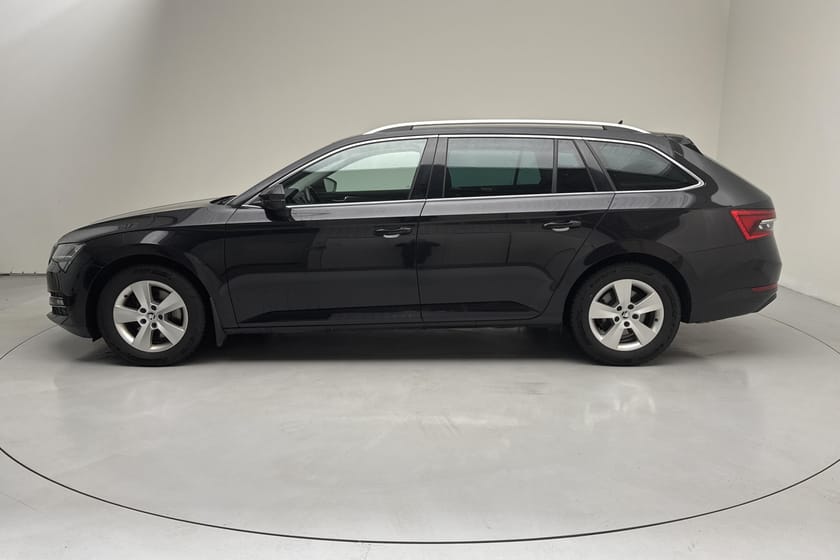 Bild 2 av Škoda Superb Kombi