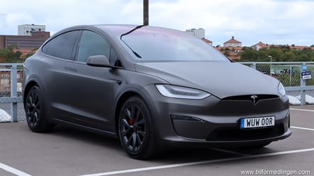 Tesla Model X Plaid
