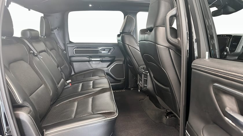 Bild 5 av RAM 1500 Crew Cab