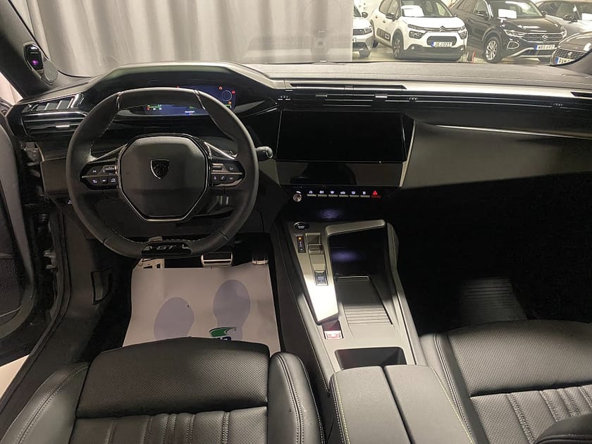 Bild 5 av Peugeot 408 Hybrid 145