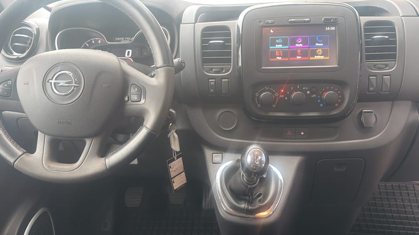 Bild 4 av Opel Vivaro Skåpbil