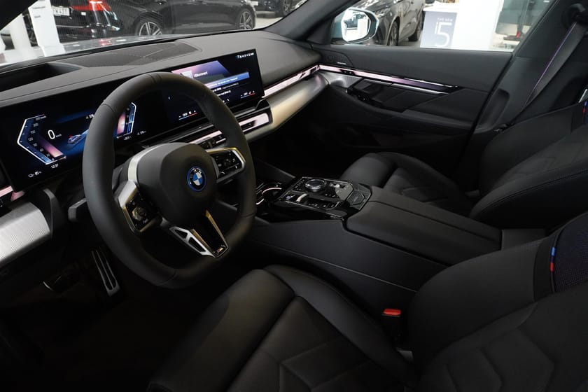 Bild 2 av BMW i5 xDrive40 Touring