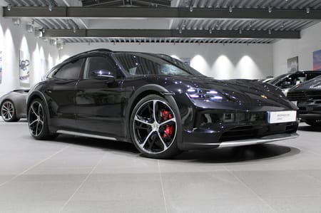 Porsche Taycan 4S Cross Turismo