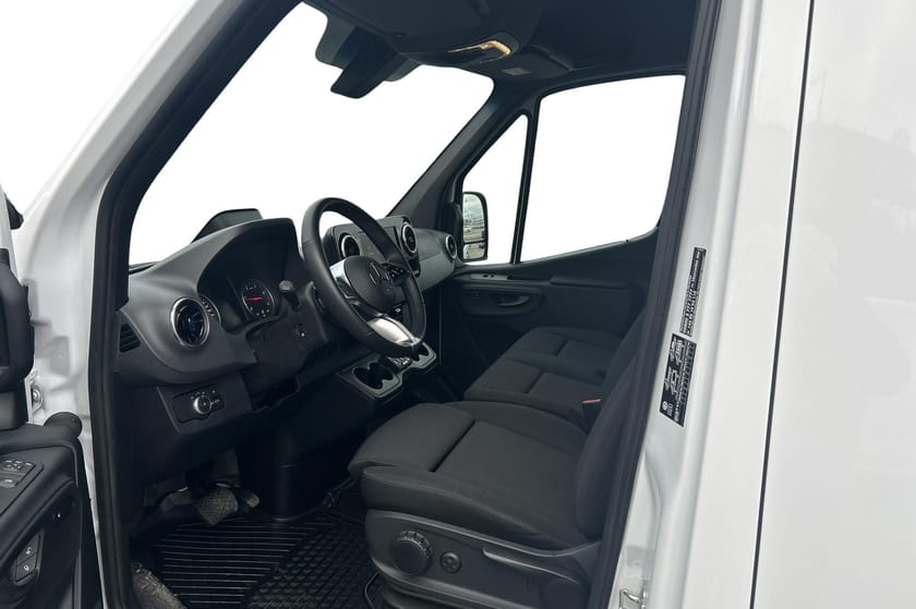 Bild 4 av Mercedes-Benz Sprinter 317 CDI RWD Panel Van