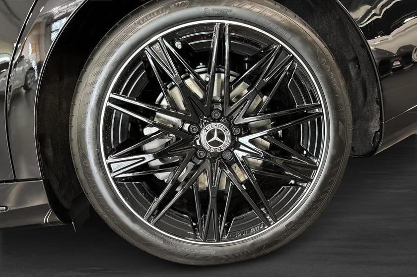 Bild 5 av Mercedes-Benz C 400 4MATIC