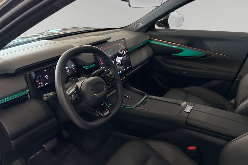Bild 5 av Lynk & Co 08 PHEV