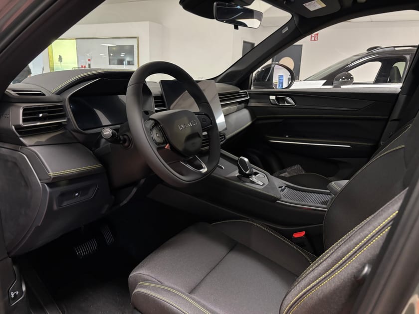 Bild 3 av Lynk & Co 01 PHEV