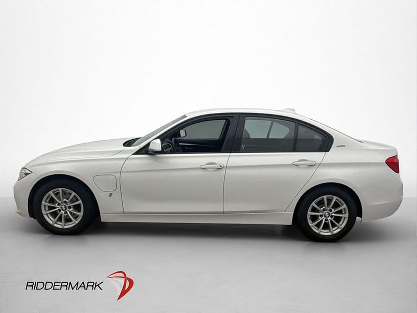Bild 4 av BMW 330e Sedan
