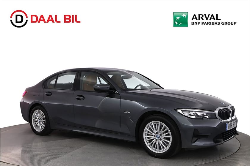 Bild 4 av BMW 330e xDrive Sedan