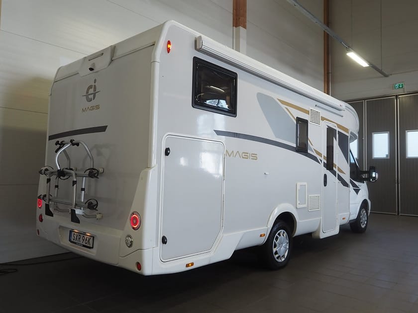 Bild 4 av Caravans International Campervan Ford