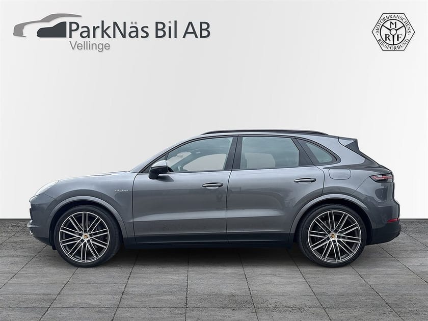 Bild 1 av Porsche Cayenne E-Hybrid