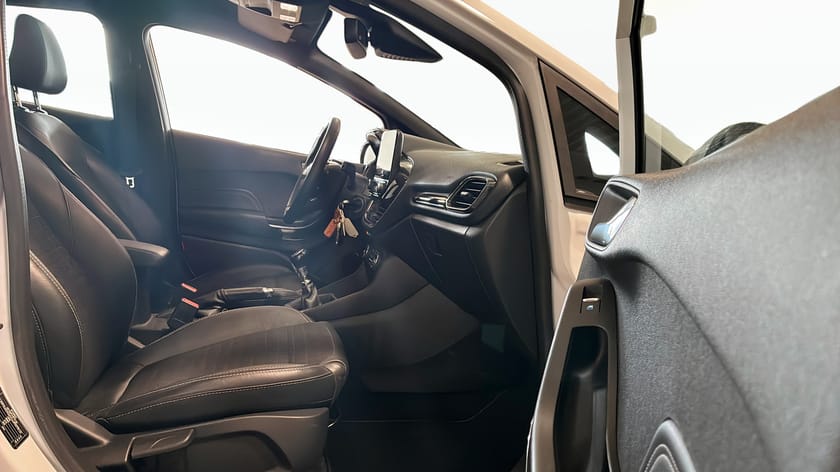 Bild 3 av Ford Fiesta Active