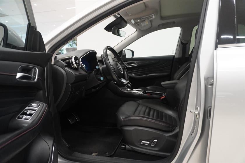 Bild 2 av MG EHS PHEV
