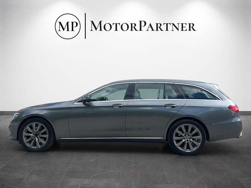 Bild 4 av Mercedes-Benz E 220 T d 4MATIC
