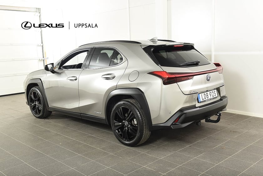 Bild 3 av Lexus UX 250h E-Four