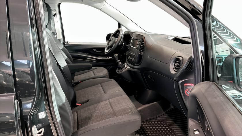 Bild 3 av Mercedes-Benz Vito 111 CDI 2.8t