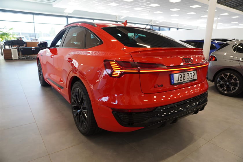 Bild 4 av Audi Q8 Sportback 55 e-tron quattro