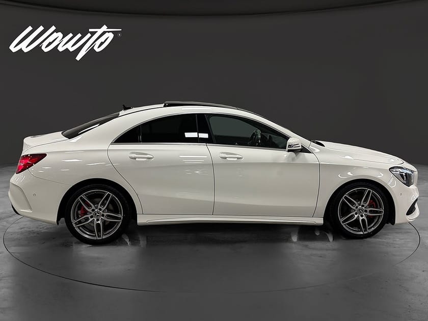 Bild 3 av Mercedes-Benz CLA 220 d 4MATIC