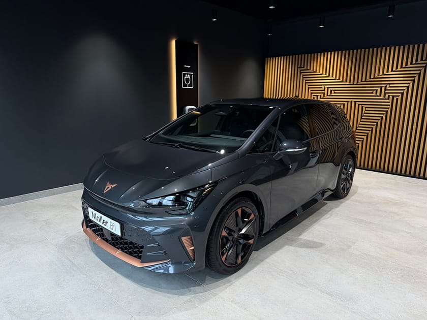 Bild 1 av CUPRA Born Plus