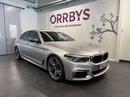 BMW M550i xDrive Sedan