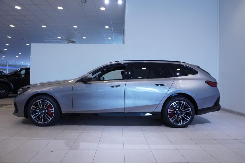 Bild 3 av BMW i5 xDrive40 Touring