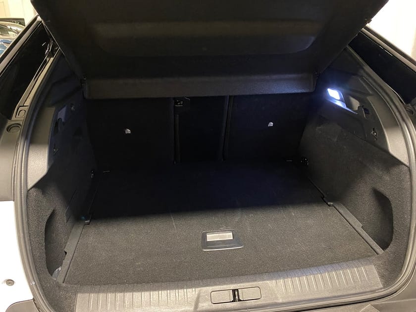 Bild 5 av Peugeot 3008 Hybrid 145